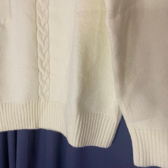 Area Stars Ivory White Knit Crewneck Sweater Size Small NWT - Picture 2 of 6